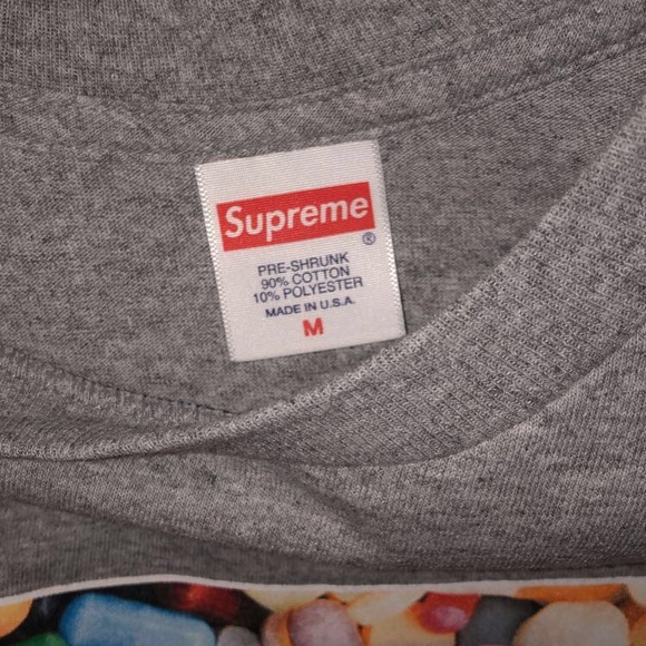 Supreme pills tee - Picture 2 of 3